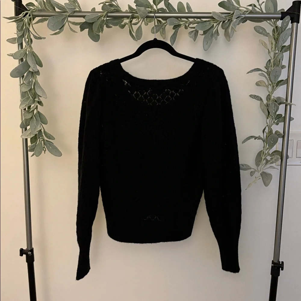 Old Navy sweater - Picture 3 of 3